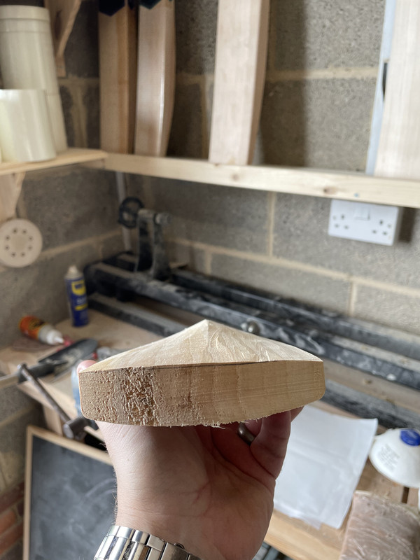 E2A4F6E8-F4F1-4F3E-973C-0492D5605F8E