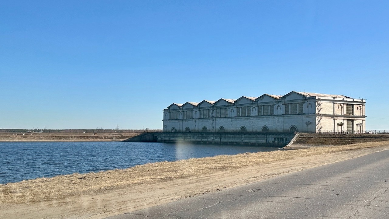 Для наполнения водохранилища расходы воды через Рыбинскую ГЭС снижены до минимума ✓ Новости Рыбинска и не только