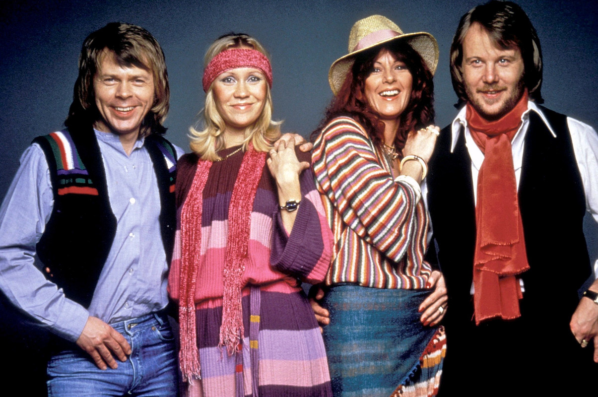 rexfeatures_457584c-e1450976099398