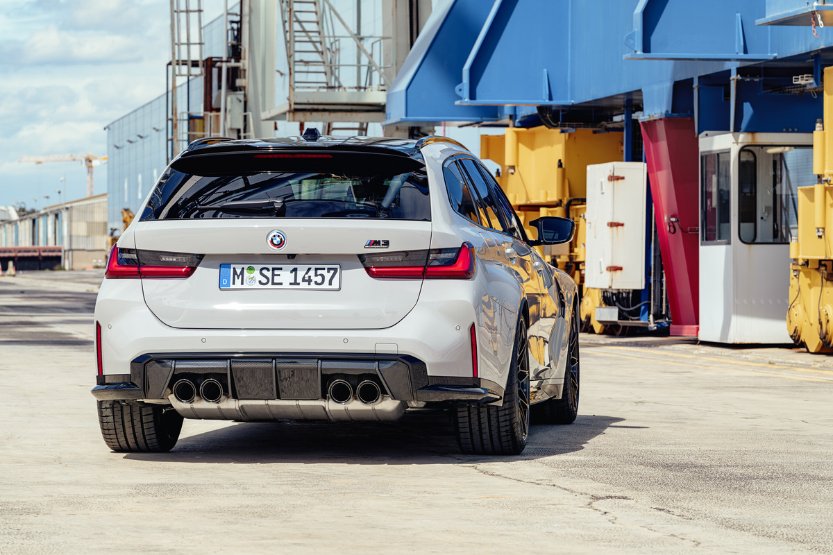 P90468108_highRes_the-first-ever-bmw-m