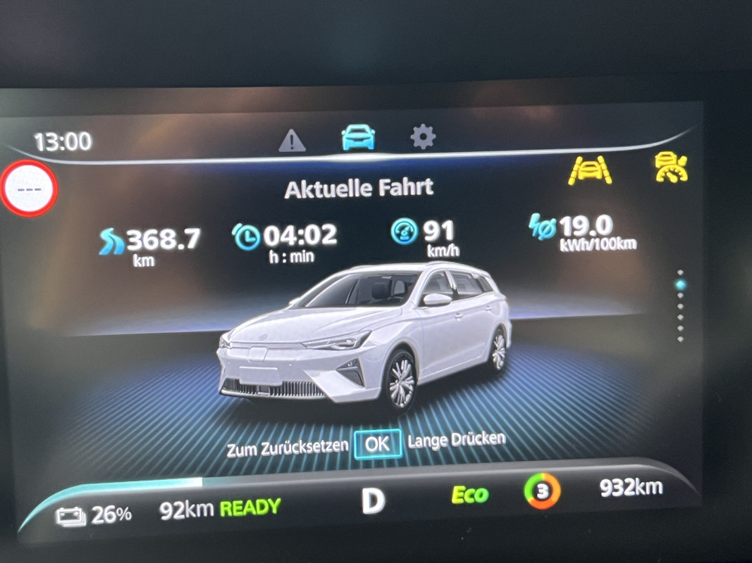 24FB9DB4-FF0C-4CE2-8BF8-F2E8DFC38DE4