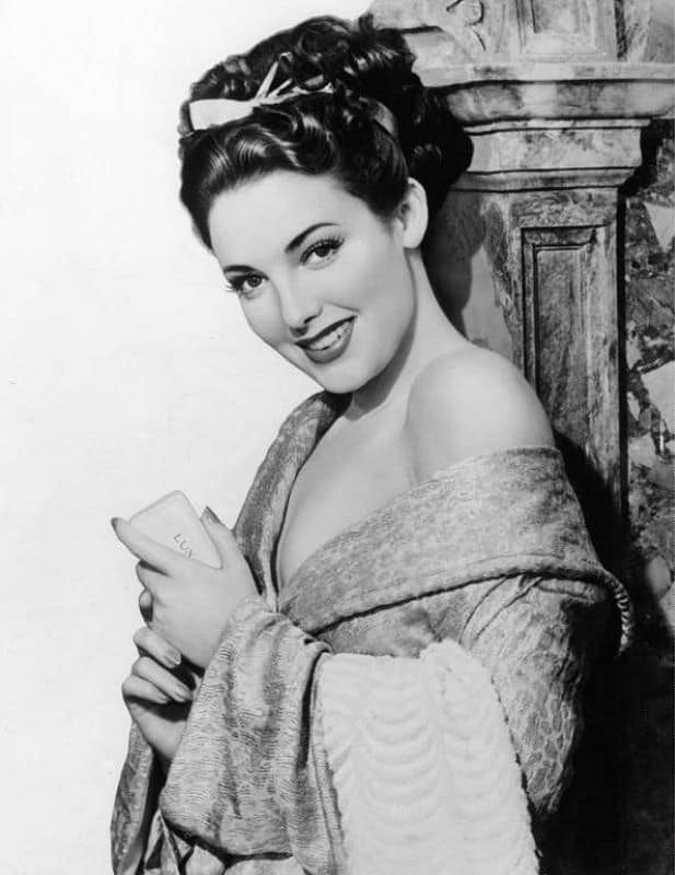 Linda_Darnell_a81
