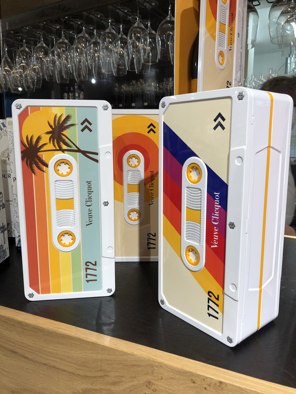 417B09C6-FA9F-4648-A8DC-08A33CF23B5E