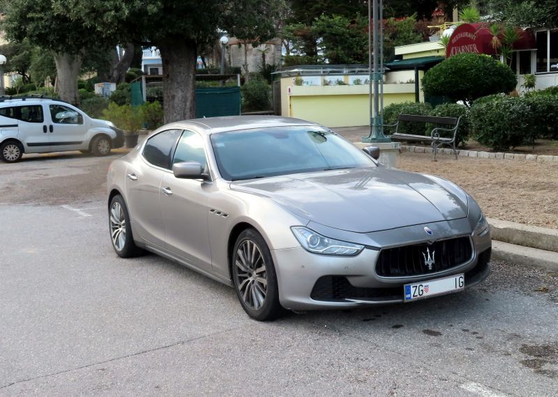 Klasina vozila s naih cesta - Page 34 Maserati