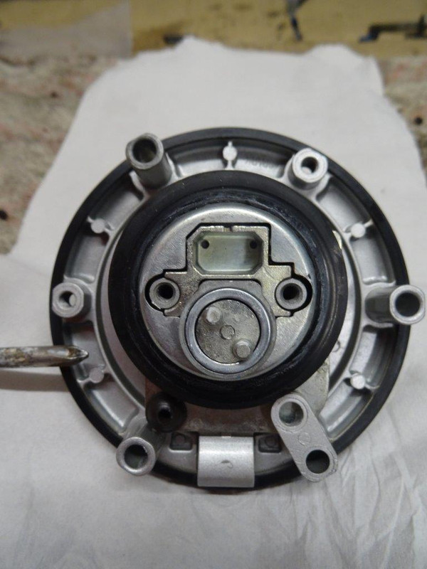 bouchon d essence V85TT (3)