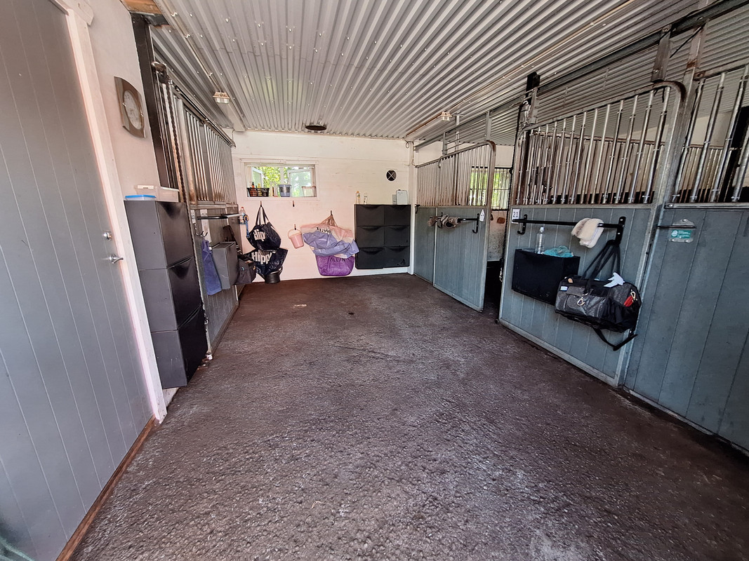 Stall 4