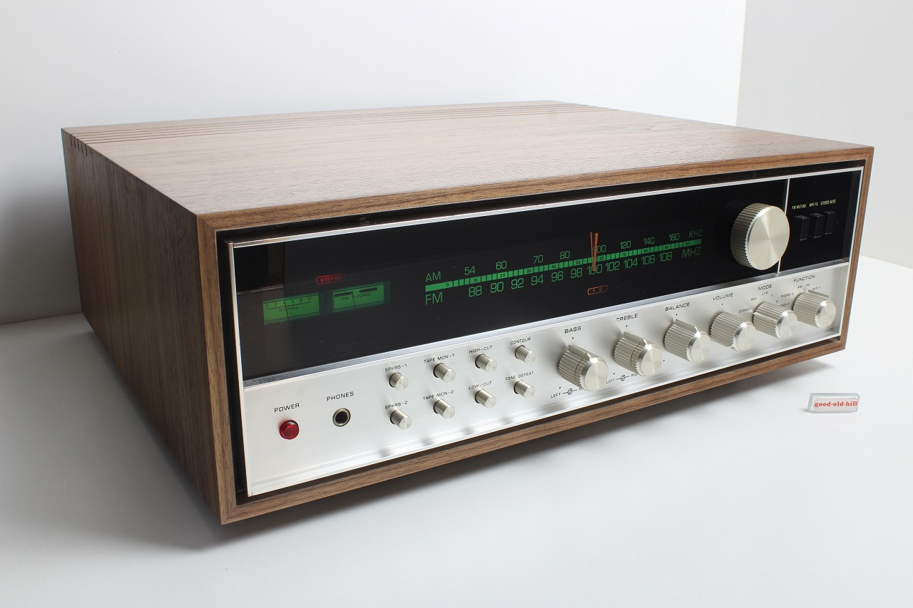 [Bild: Harman-Kardon-930-Woodcase.jpg]