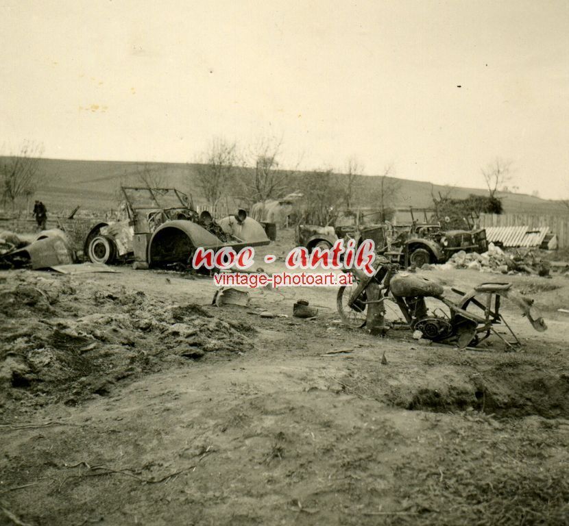 Orig Foto Ostfront Polen Lipsko zerstörte Fahrze