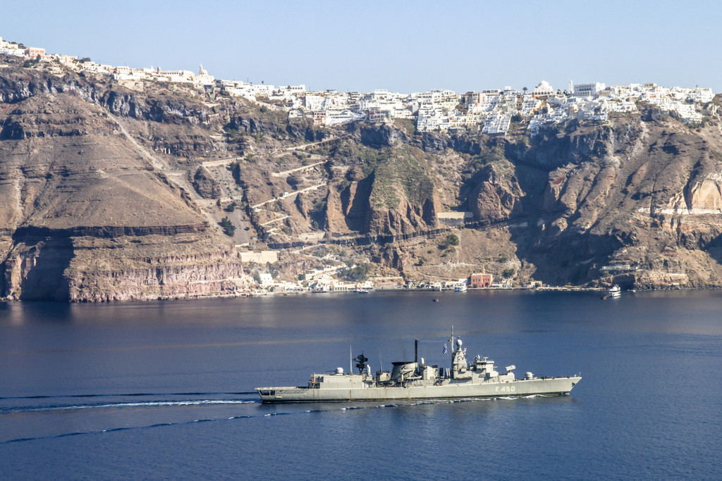 5DCC585E-DDF9-4E9C-8F66-2CE1A6F26506