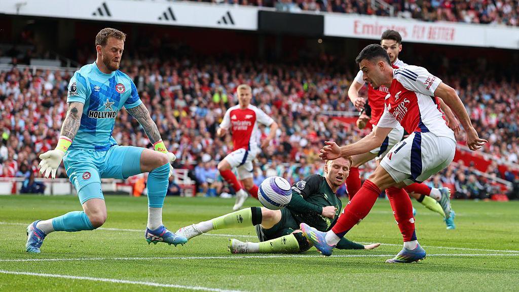 Nhận định, đánh giá Arsenal vs Brentford, 02h30 ngày 04/12