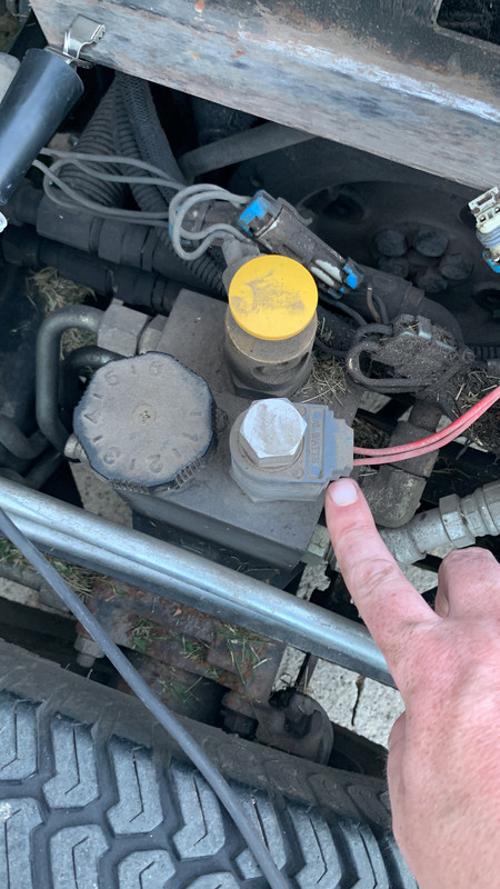 4B79F433-8CDE-427B-A9B8-AF588B15E81B