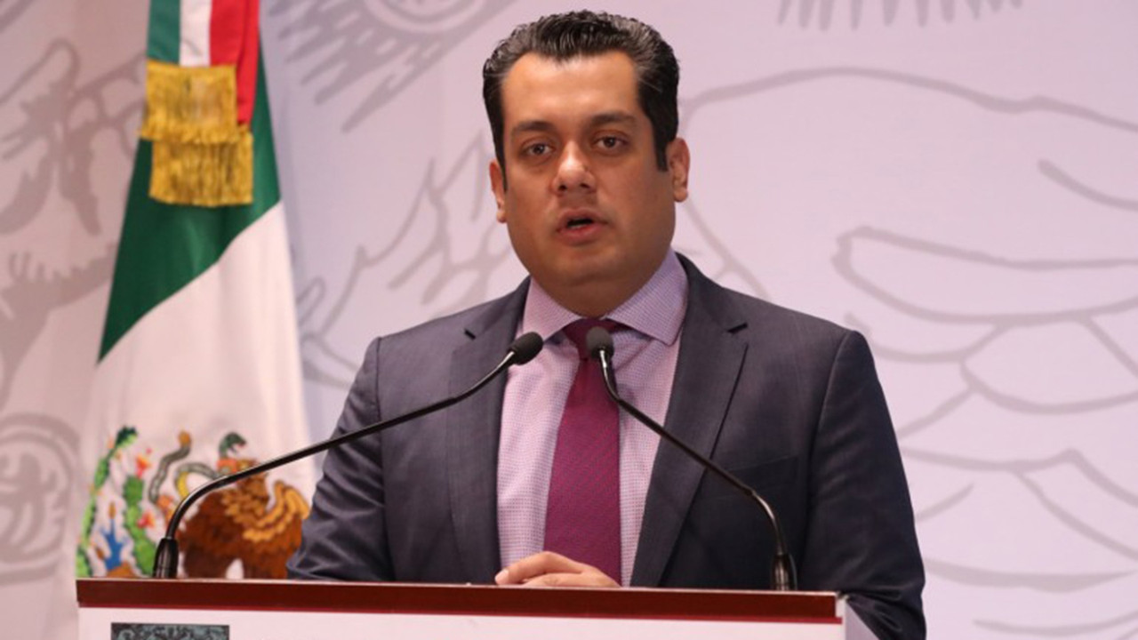 Sergio Gutiérrez Luna arremete contra el INE por sanción a “corcholatas”