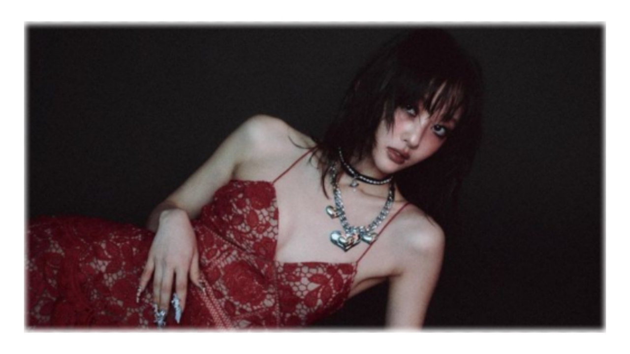 ✦ go support YVES !!! /nf (she has no music out yet but WHEN SHE DOES)