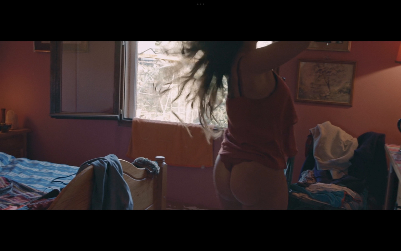 Screenshot_2025-02-13-22-36-00-563_com.mxtech.videoplayer.pro