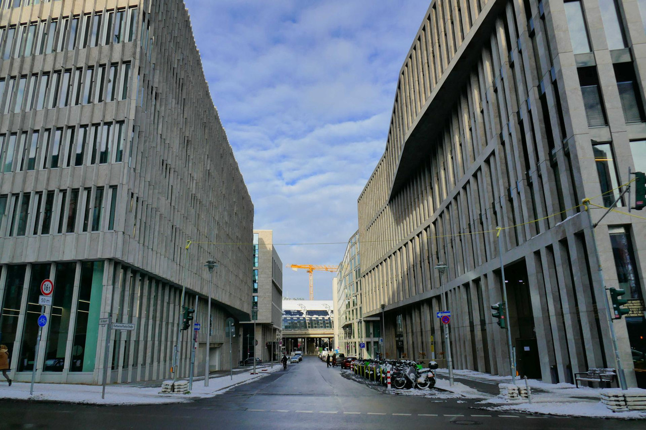 Bild: https://i.postimg.cc/V6KdkchX/P1340022.jpg