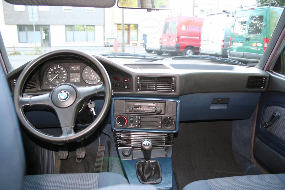 bmw-serija-5-518i-slika-85335163