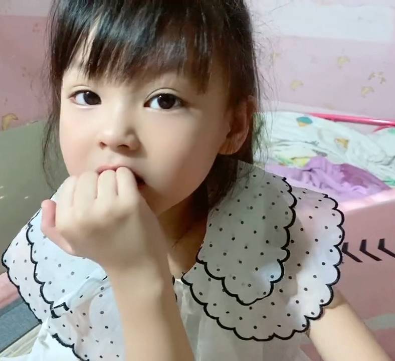 蒋蕊芯,芯芯小美女,ロリータ,Lolita,萝莉塔,炉利,Loli,萝莉,亜炉,華炉,少女,甜妹