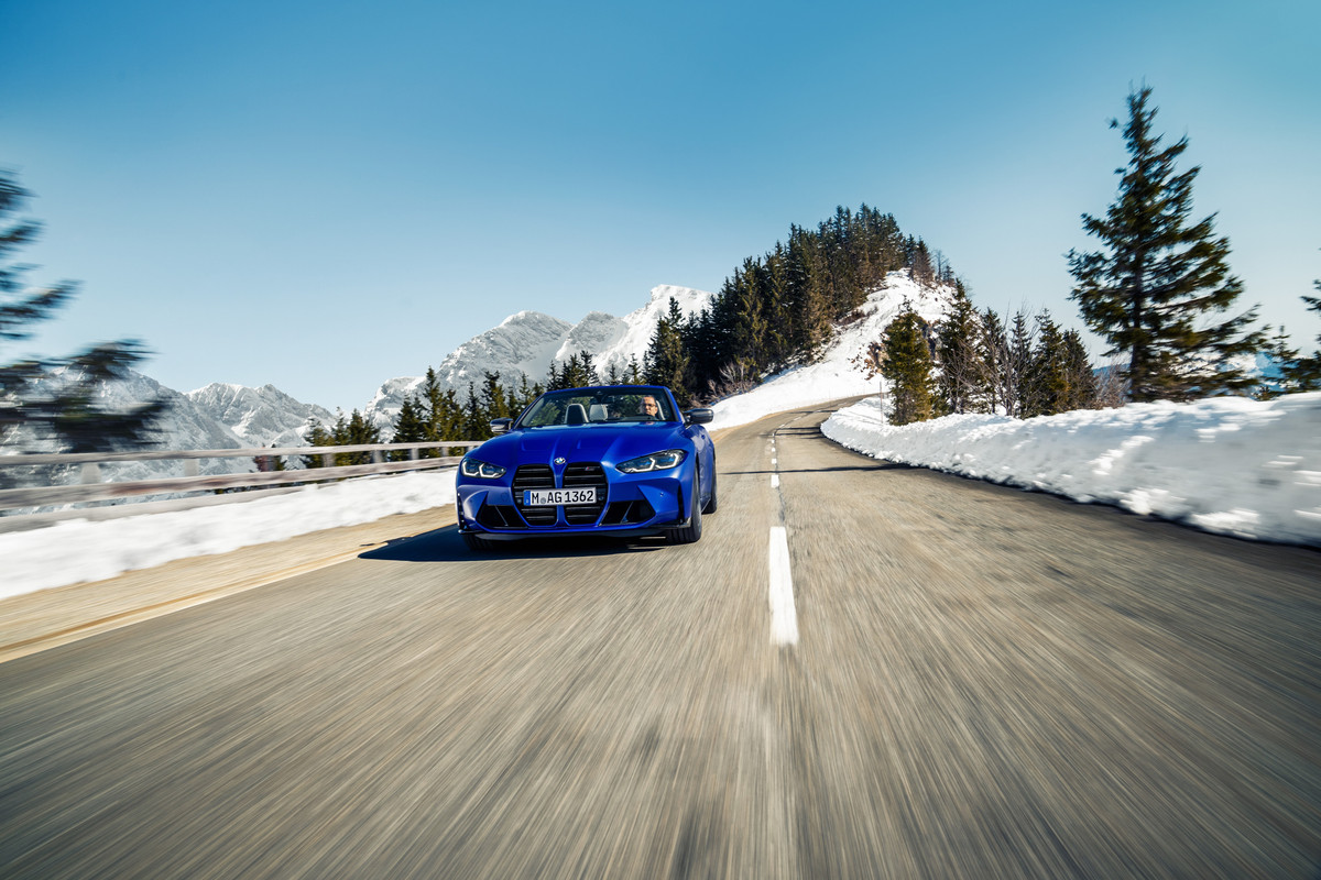 P90420170_highRes_the-new-bmw-m4-compe