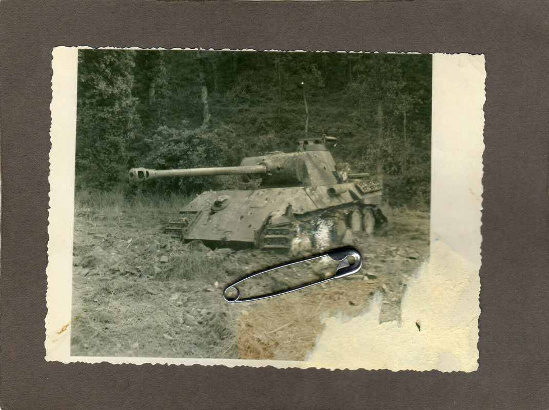 Foto Wehrmacht zerstörter Panzer Tank