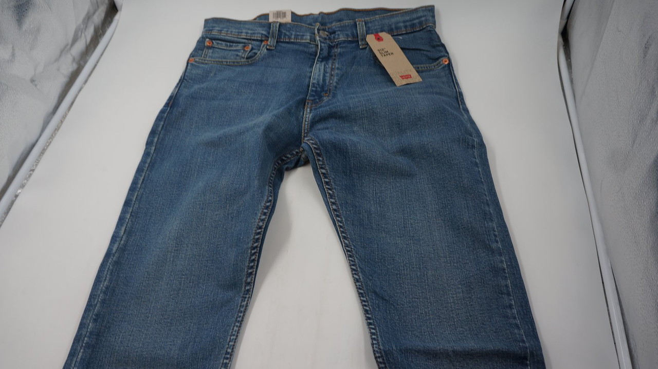 LEVI STRAUSS & CO MENS SLIM TAPERED JEANS 33X32 | MDG Sales, LLC