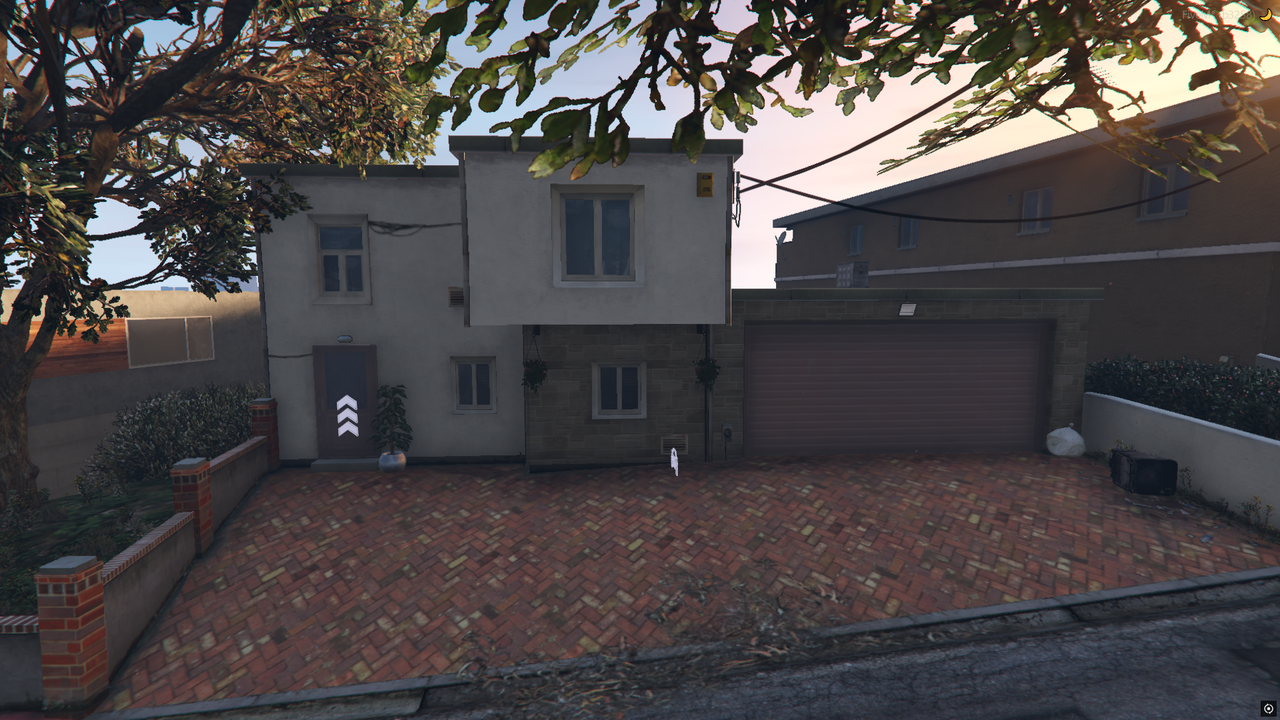 South Mo Milton Drive 14 Mid-End Apartment Interior, Occupancy: True