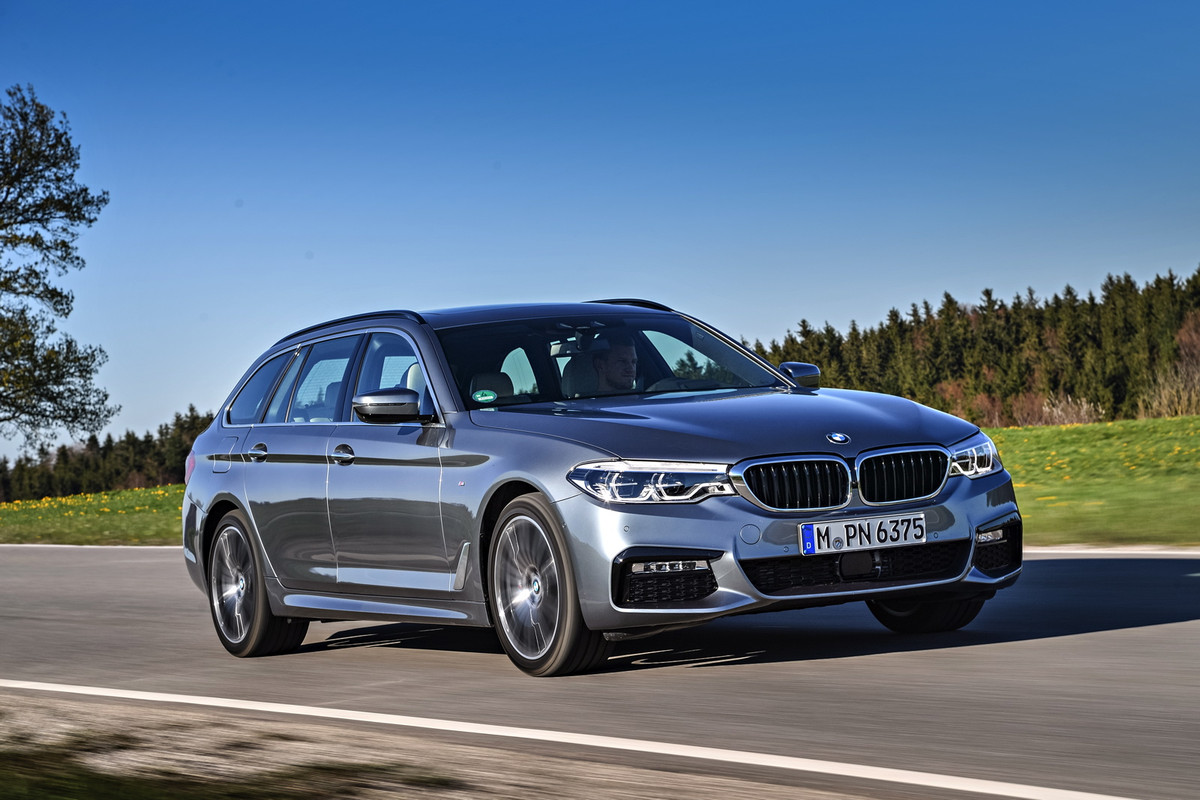 2017-bmw-520d-and-530d-kick-off-touring-season-configurator-launched-117690_1
