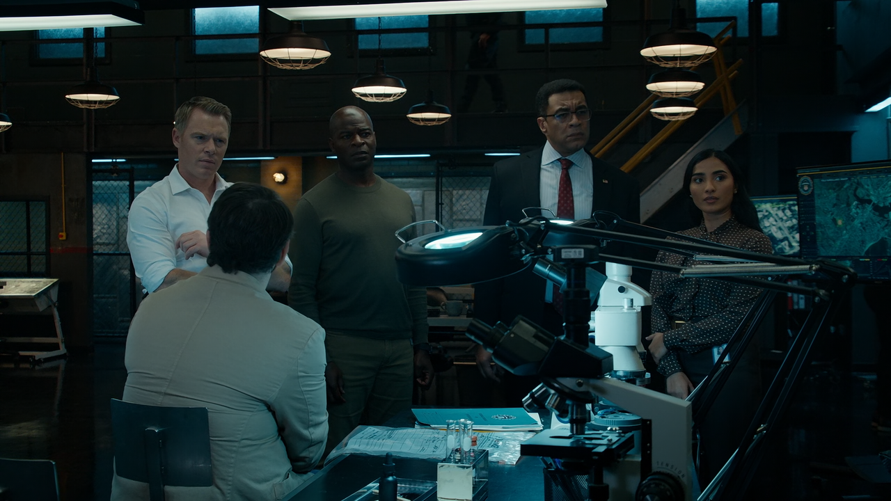 The.Blacklist.S10E07.The.Freelancer.(2).1080p.10bit.AMZN.WEB-DL.DDP5.1.HEVC-Vyndros.mkv_snapshot_15.