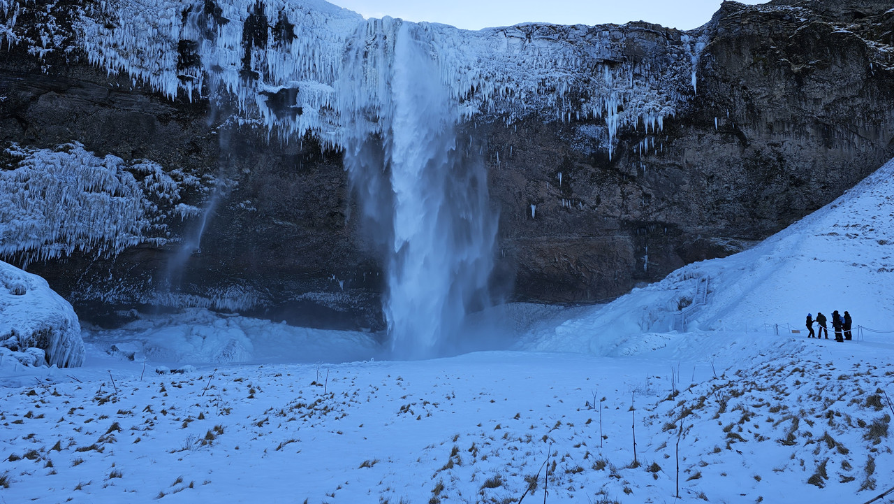 右方可以看到封閉了