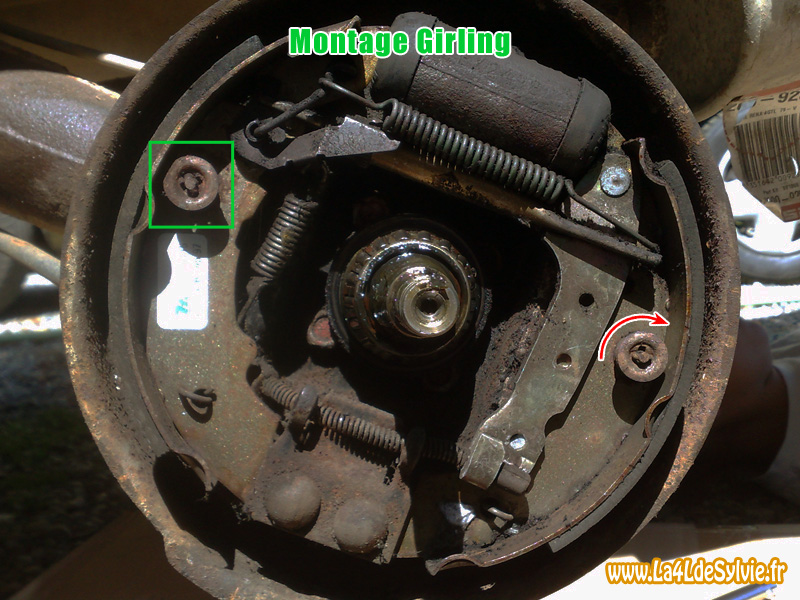 depose-ressort-maintien-garniture-girling-4l