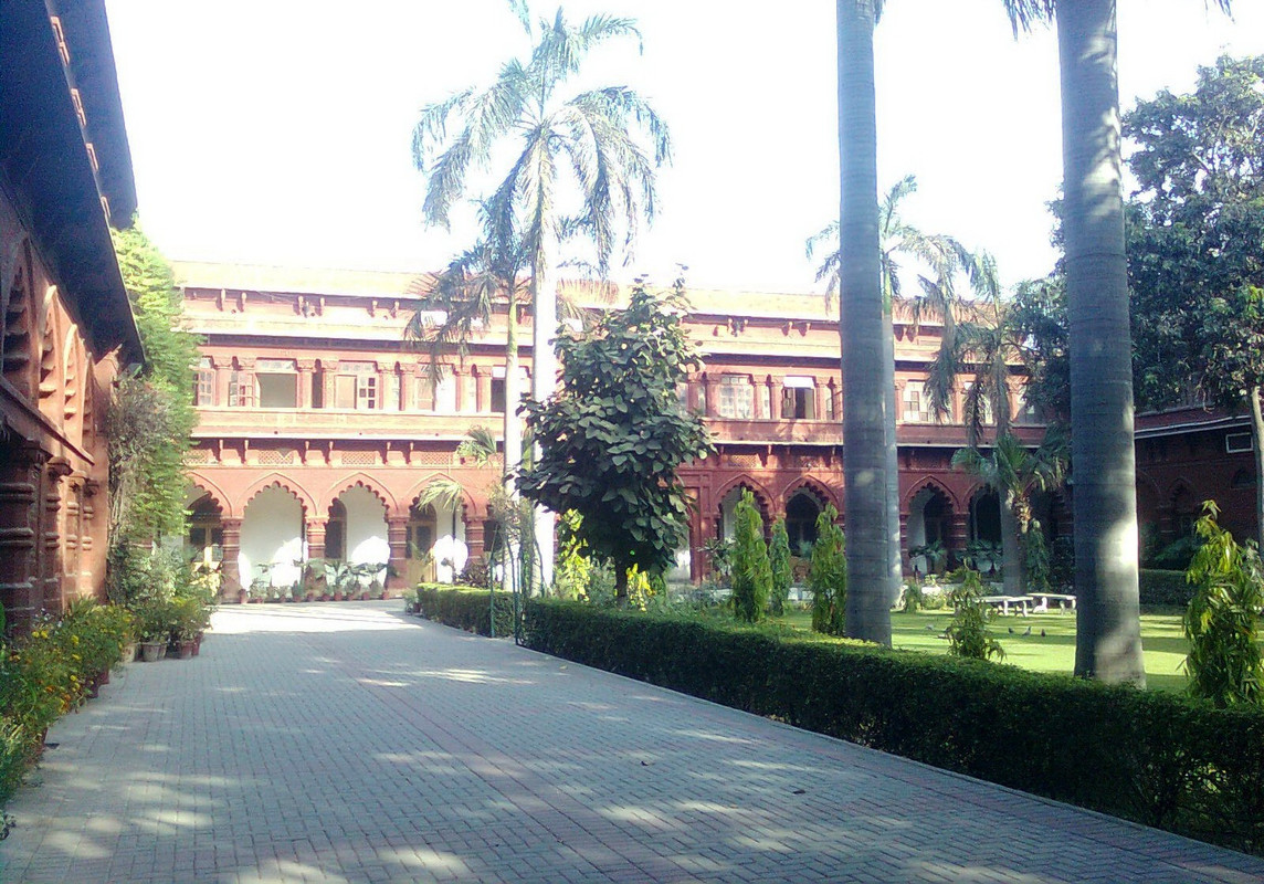 PU-oriental-college Университет Пенджаб в Лахоре старейший вуз Пакистана