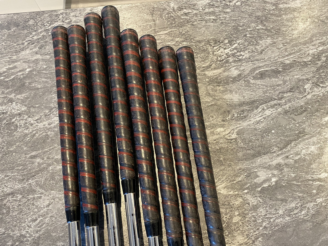 7EDEB52E-2C2E-4815-AD3D-1CADFA5754E6