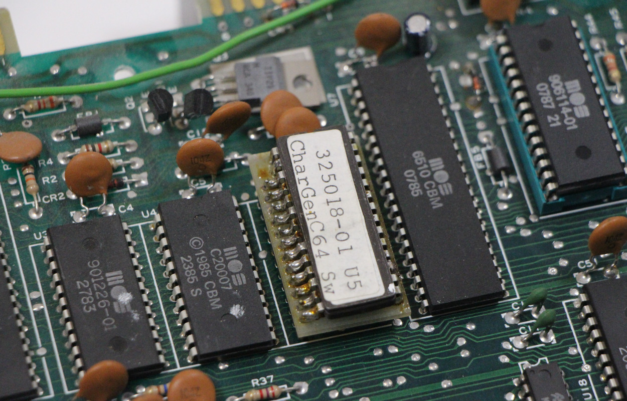 c64-1607368-3-mainboard