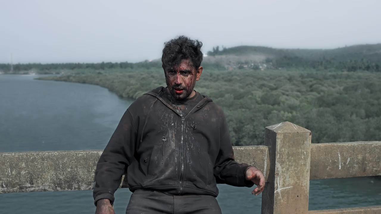 Duranga (2023) Season 2 [Hindi] WebRip 480p, 720p ESub - Complete Screenshot