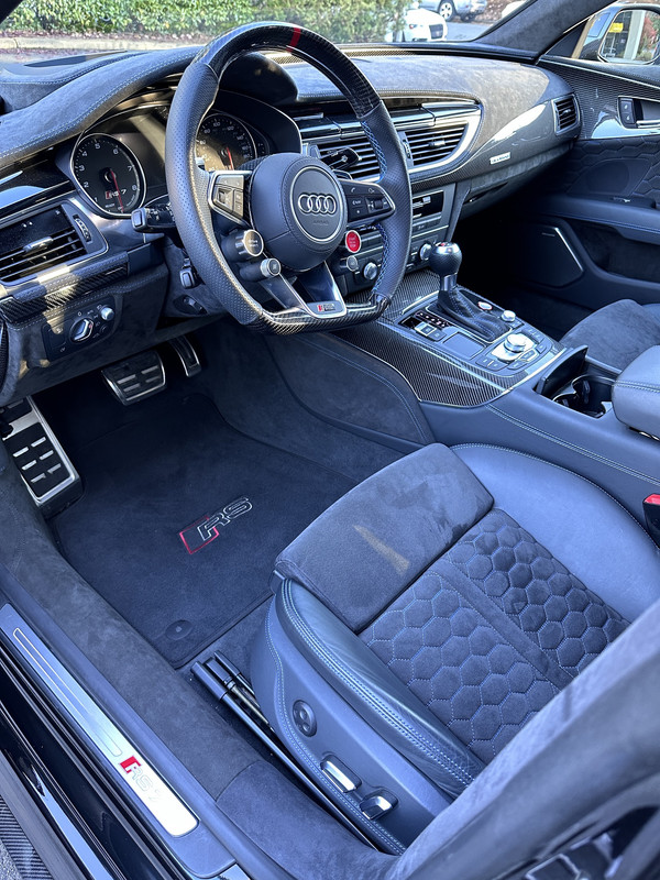 RS7_Mats_01