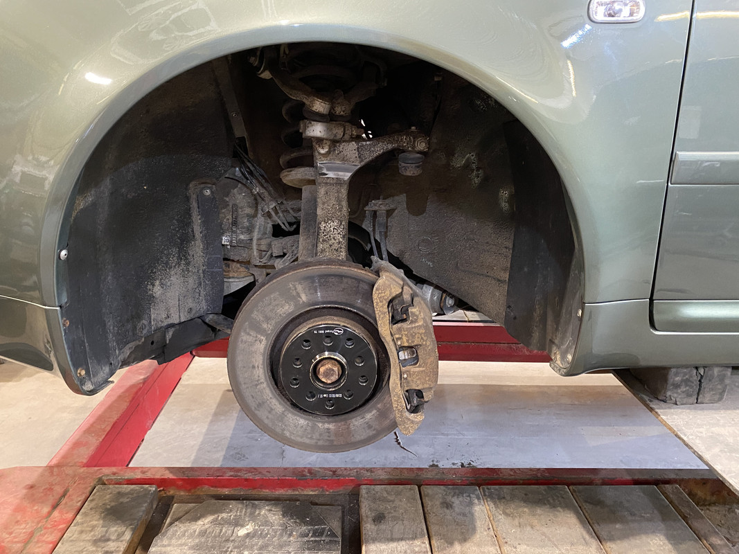 62754E2F-CBBA-4F02-8784-B90CAF2BD31A