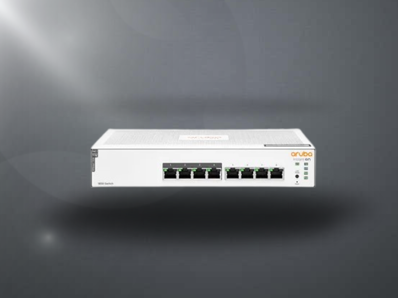 Detalhe das portas PoE+ do Switch Aruba Instant On 1830 JL811A, destacando a capacidade de alimentação de dispositivos.