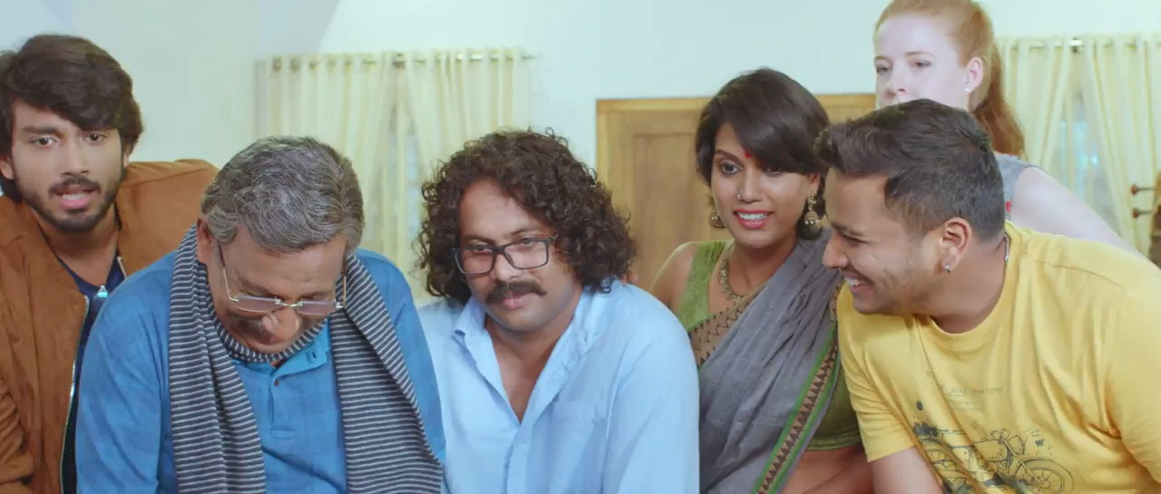 Jack N Jill 2022 WebRip [Hindi + Malayalam] 480p, 720p ESub Screenshot