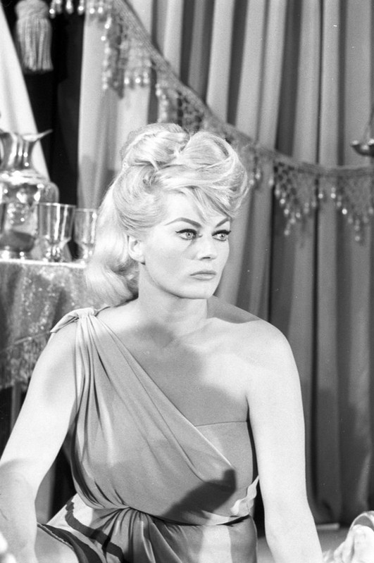 anita_ekberg_md78