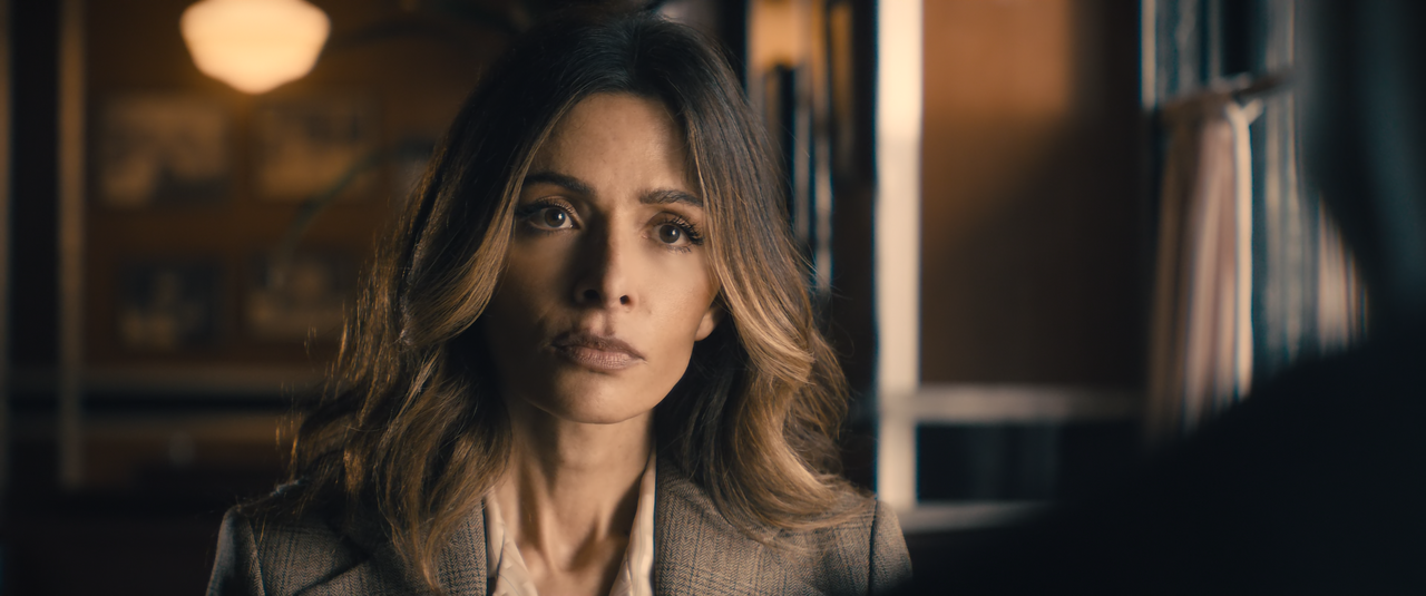 Paradise.(2025).S01E06.You.Asked.for.Miracles.2160p.10bit.HULU.WEB-DL.DDP5.1.HEVC-Vyndros.mkv_snapsh