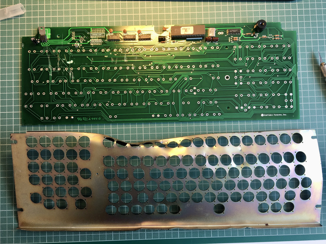 28BA60EB-77BB-426B-B7DC-05203E5AAAA7