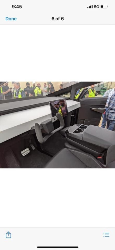 D8568723-CABD-49D0-AE02-C388ECD690AC