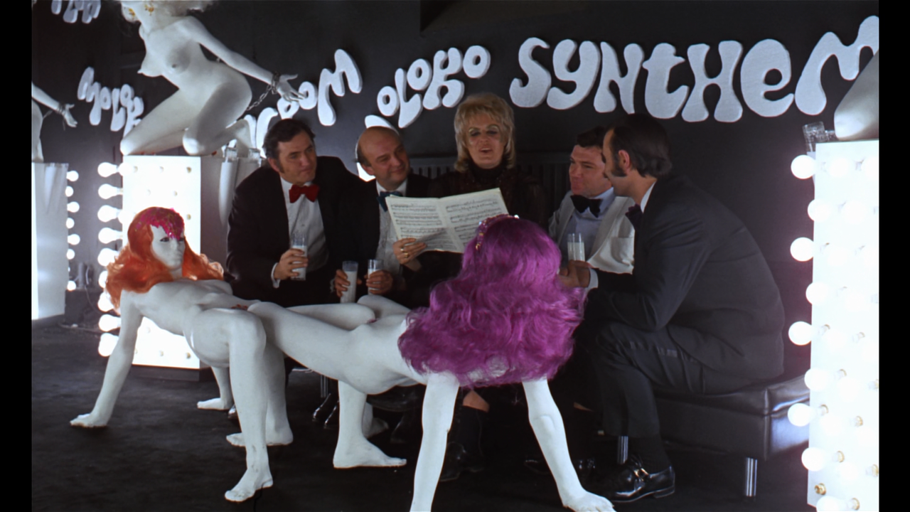 A Clockwork Orange  (1971) 1080p x265.HEVC BDrip DTS-HD 5.1  D0c