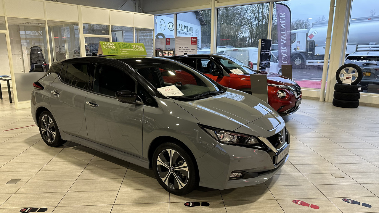 809C363A-5896-4F3F-827A-C752BB22EE09