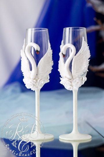 white-sw-an-glasses-new.jpg
