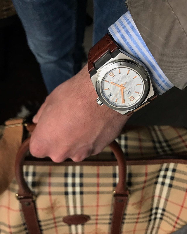 83313117-DE46-4E78-B6B6-62B7394B7B36