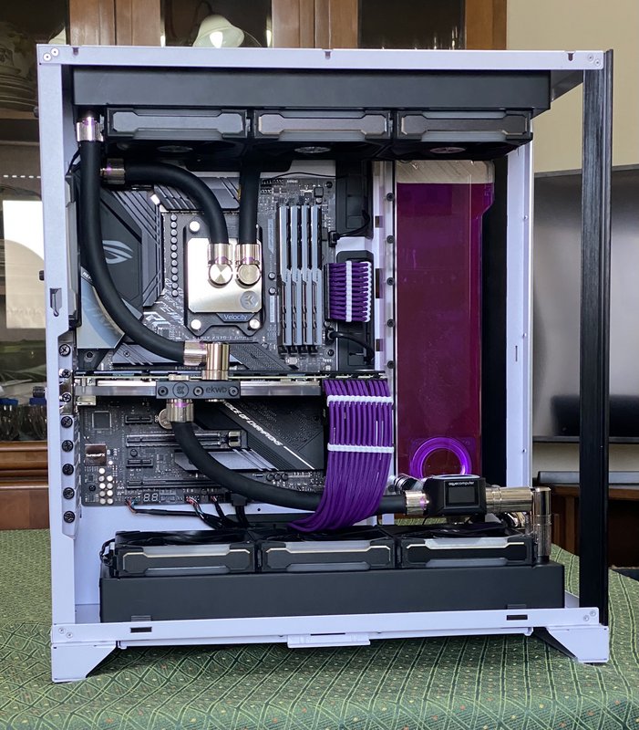 70F43F7B-80F1-490D-BFFD-DEDE019E6AAF