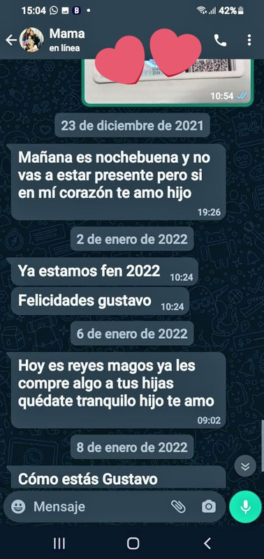 Abuelita envía mensajes por WhatsApp a su hijo muerto y se hace viral