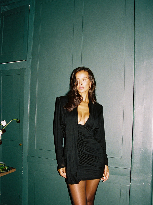 [Image: vanezalondonomua-1756916095-371360382356...374955.jpg]