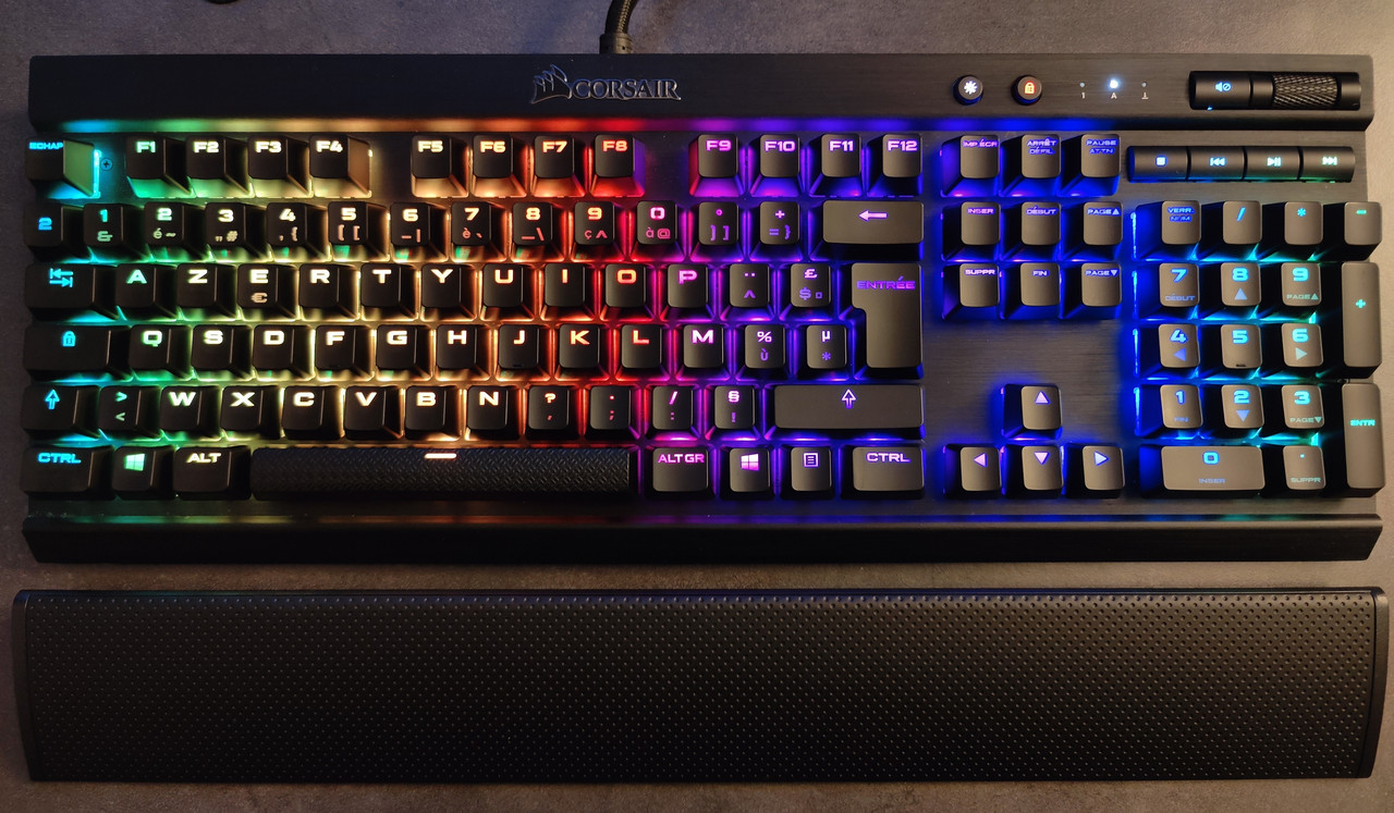 Clavier Corsair Gmaing LUX K70 RGB (6)