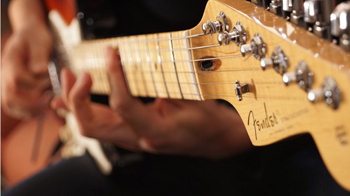 Udemy - Corso Base Completo di Chitarra Elettrica Ritmica e Solista - Ita